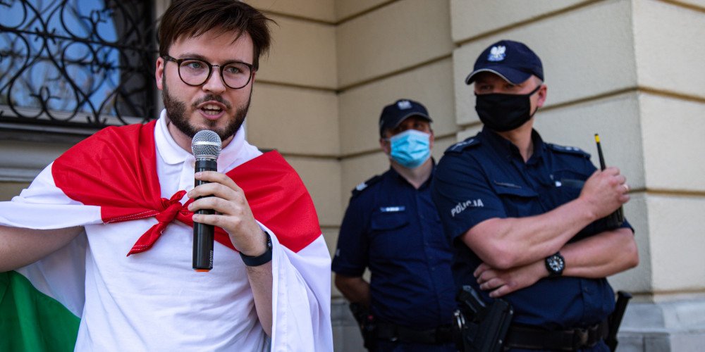 Jeden gej z Lublina vs potężny, ultrakatolicki instytut — Ordo Iuris chce zdyskredytować Barta Staszewskiego