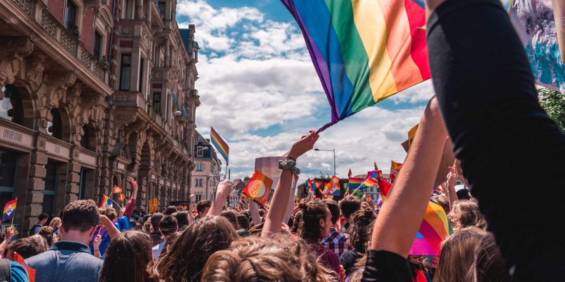 Rumunia idzie w ślady Węgier i Rosji: skutkiem nowej ustawy może być zakaz marszy równości