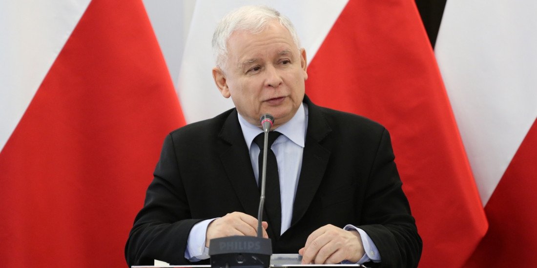 Każdy może powiedzieć, że byłem mężczyzną, a teraz jestem kobietą: Jarosław Kaczyński drwi z transpłciowości
