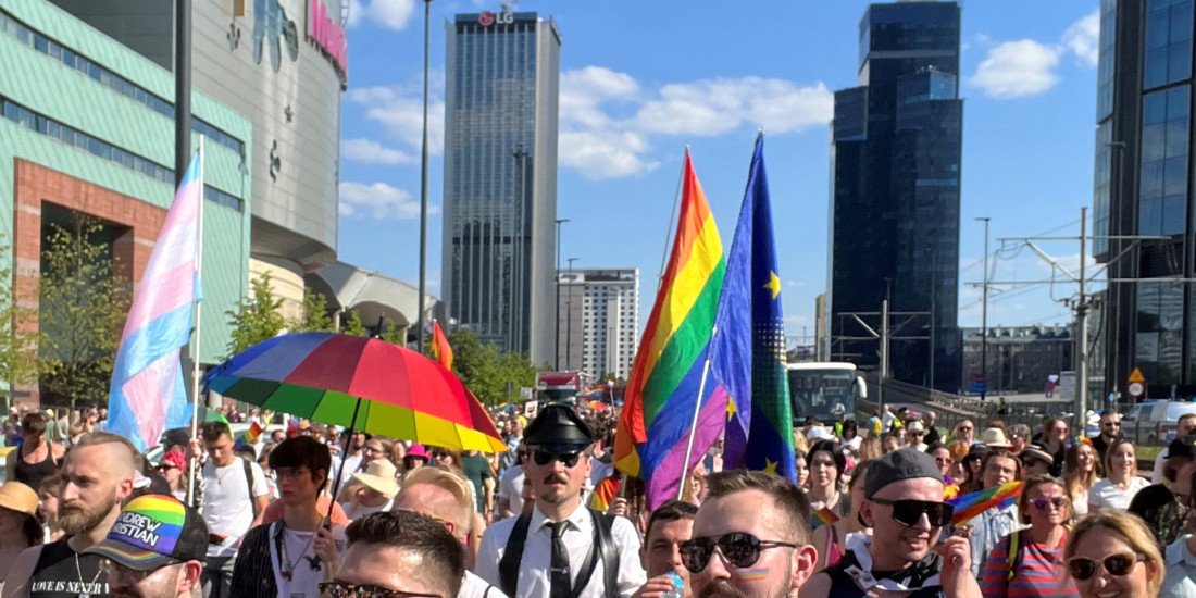 Ogromne tłumy podczas Parady Równości w Warszawie: relacja z największego święta LGBTQ+ w Polsce