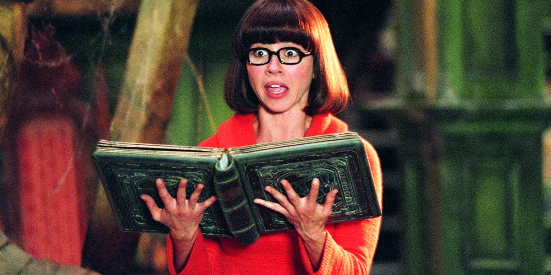 Linda Cardellini, grająca Velmę w aktorskich filmach „Scooby-Doo“ również cieszy się z coming outu postaci